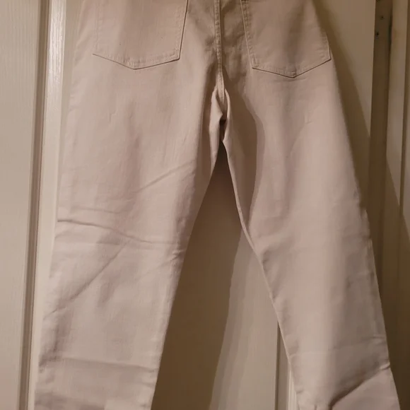 Banana Republic Women's Cream Straight Leg Jeans - Picture 5 of 5